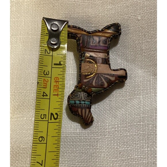 Folk Art Handmade Wooden Looking Dog Broach Pin Arts & Crafts Style Fancy Collar - Picture 11 of 11